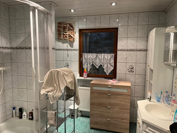 Zweites Badezimmer im Haus